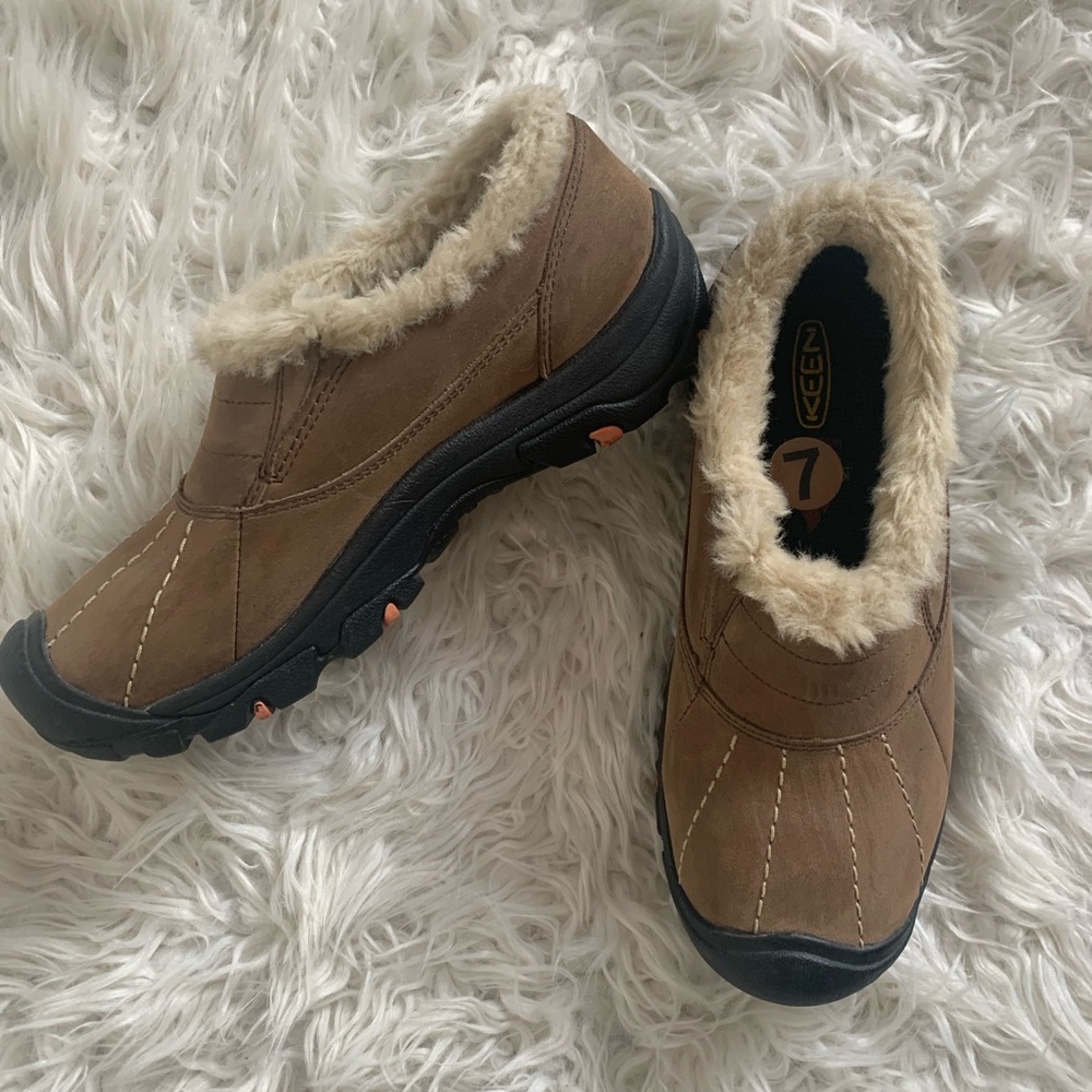 Swede ladies ankle booties